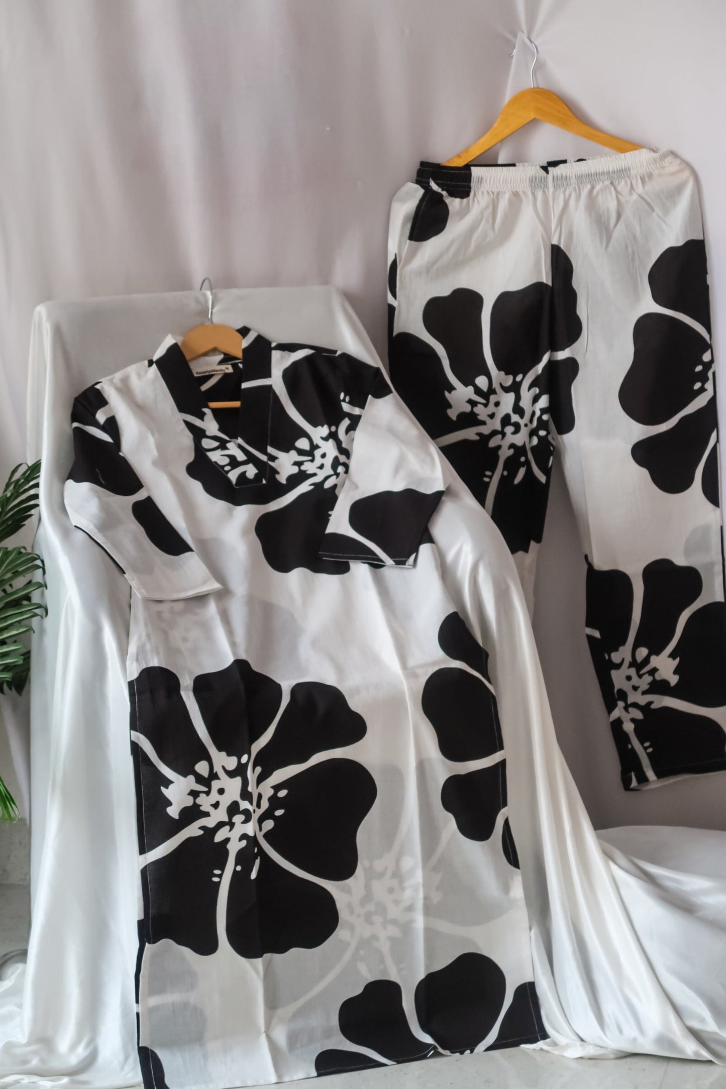Black Rose Suit Set - Raahat3.0